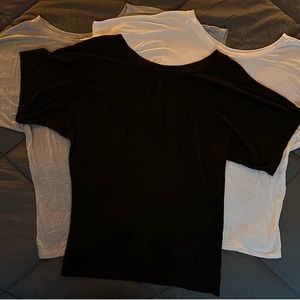 Bundle of 3 loose fitting blouses